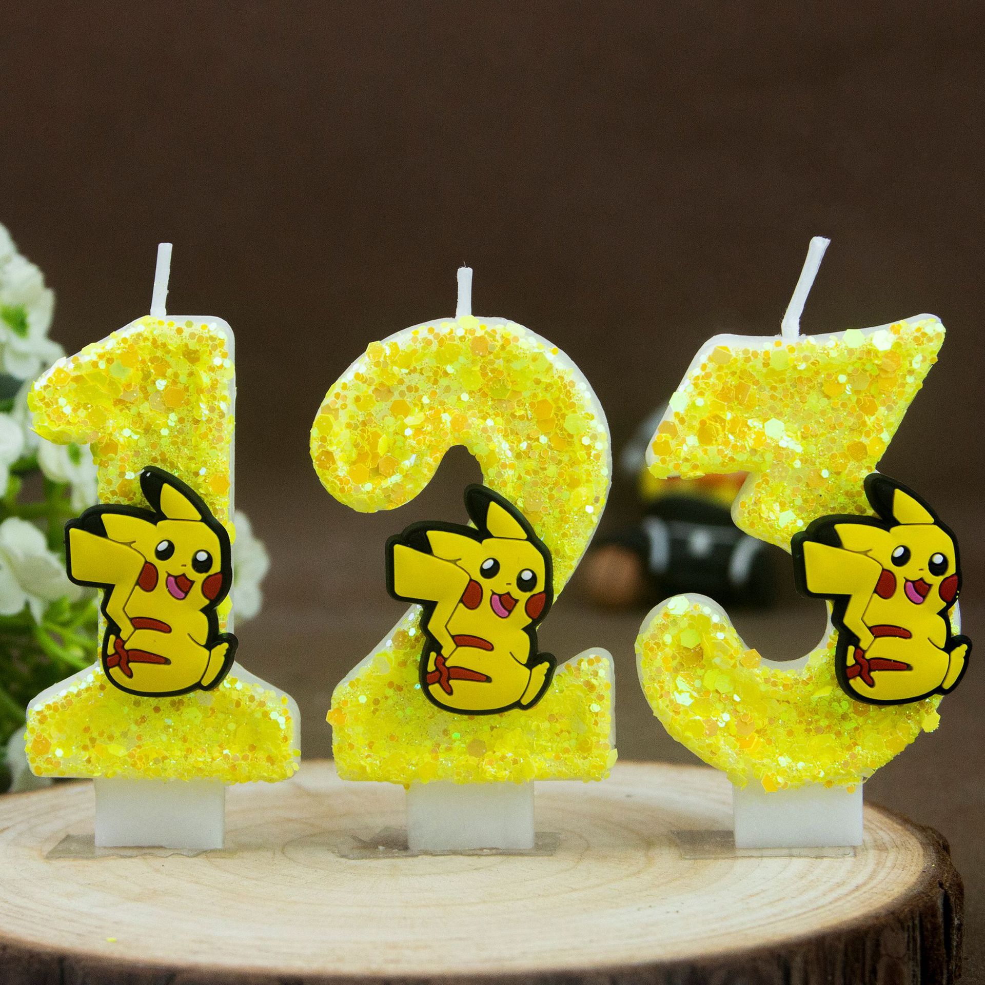 Candle Surprise - Birthday candle yellow Pikachu party cake