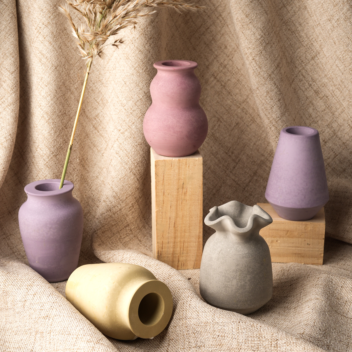 New Round Mouth Vase Silicone  - Candle Quotes 评论和价格
